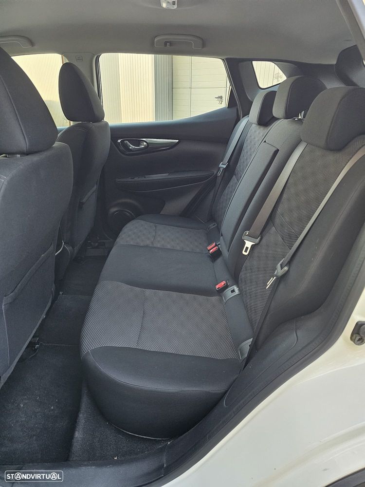 Nissan Qashqai 1.2 DIG-T Acenta Connect - 22