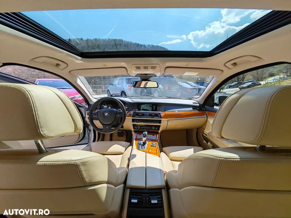 BMW Seria 5 525d xDrive AT - 41