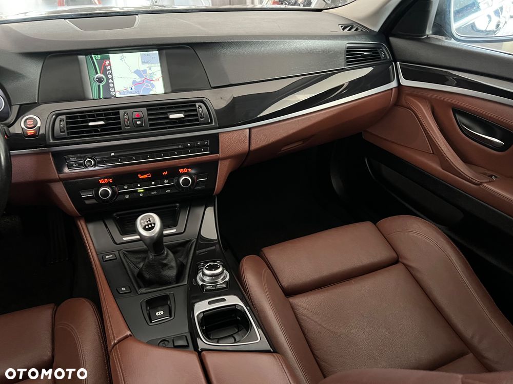 BMW Seria 5 520d Edition Fleet Exclusive - 23
