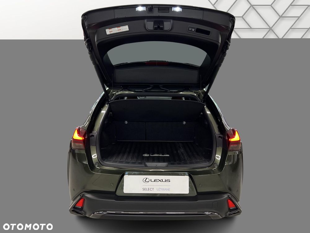 Lexus UX - 36
