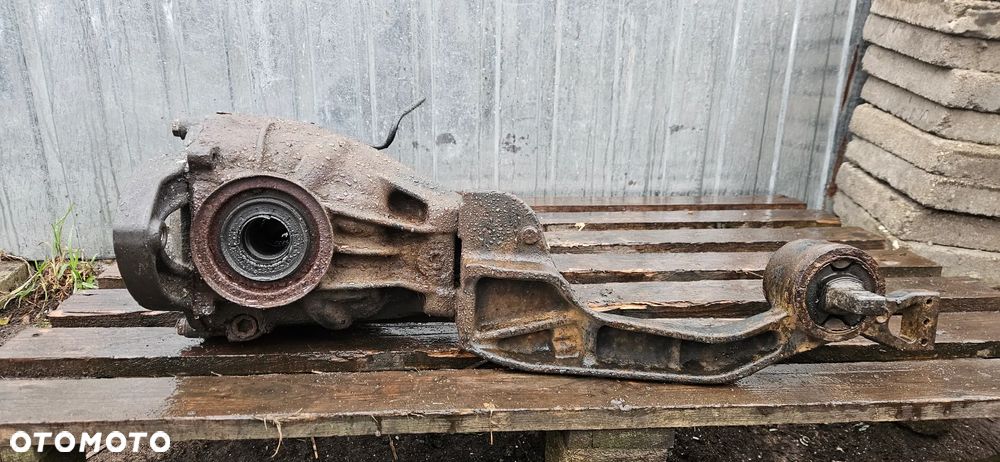 Most tylny dyfer tył Mercedes Vito II Lift W639 2.2 CDI - 1