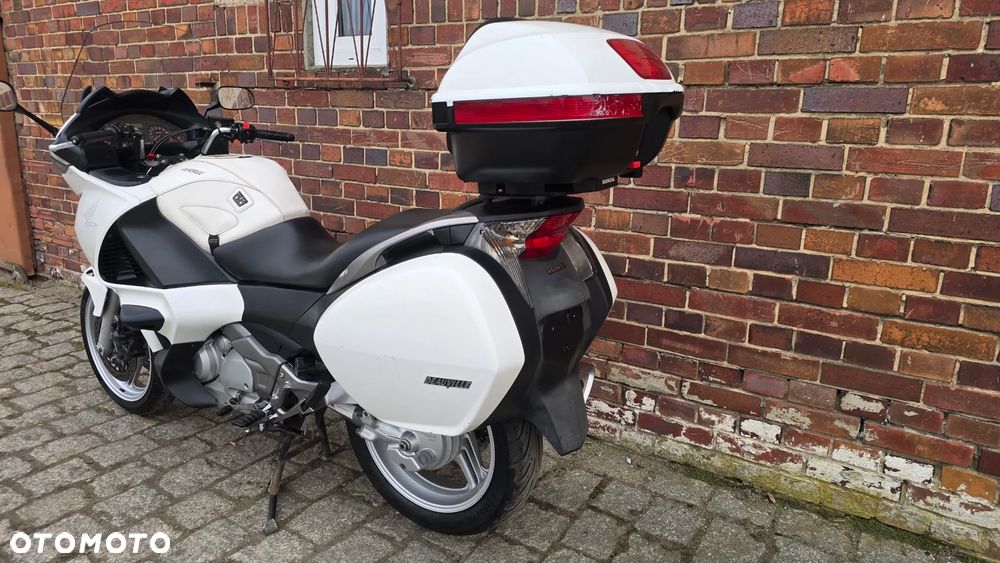 Honda Deauville - 16