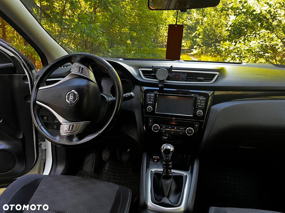 Nissan Qashqai 1.2 DIG-T N-Tec - 8