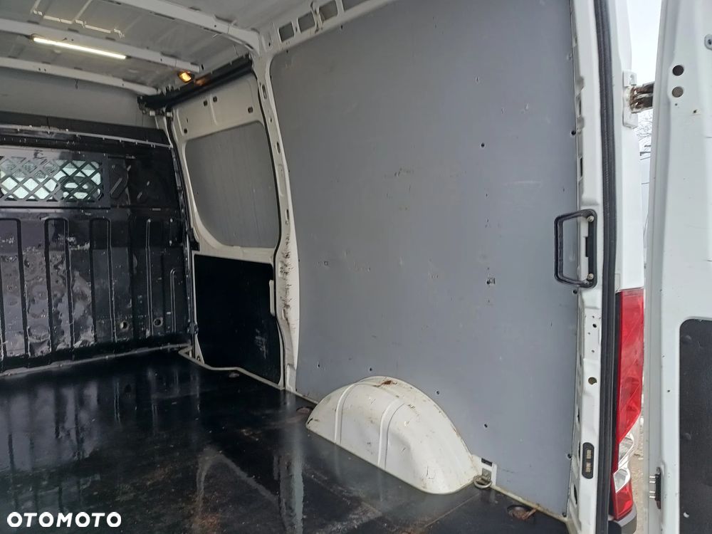 Iveco DAILY 35s13 L2H2 2.3 diesel 126kM, HAK(uciąg 3.5t) OPONY ZIMOWE BDB STAN, OGINALNY NISKI PRZEBIEG! Gotowy do pracy! - 24