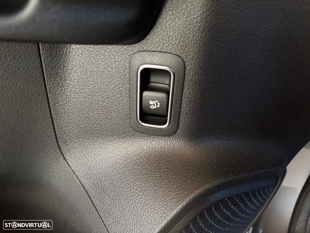 Mercedes-Benz B 180 d Style Plus Aut. - 32