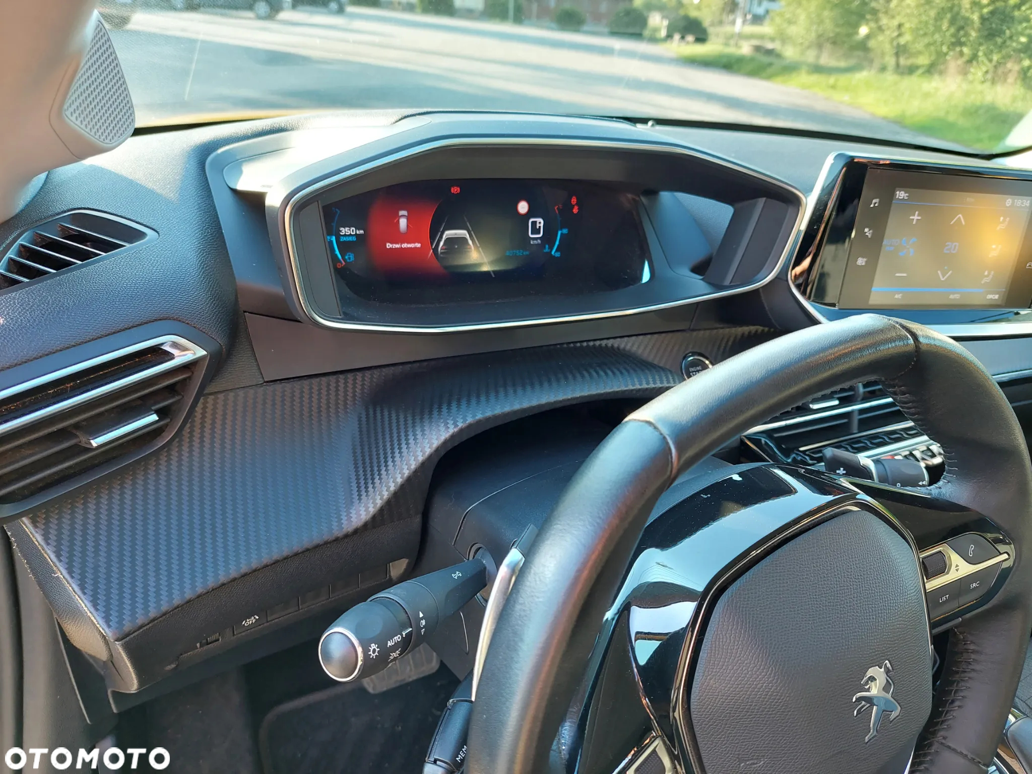 Peugeot 208 1.2 PureTech Allure Pack S&S EAT8 - 36