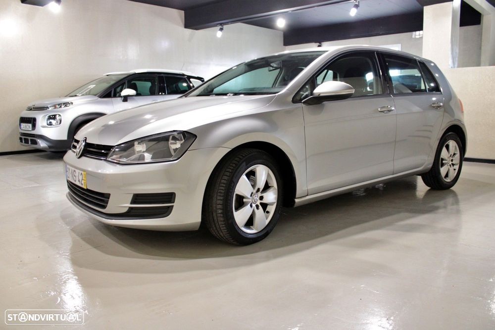 VW Golf 1.6 TDi Confortline - 13