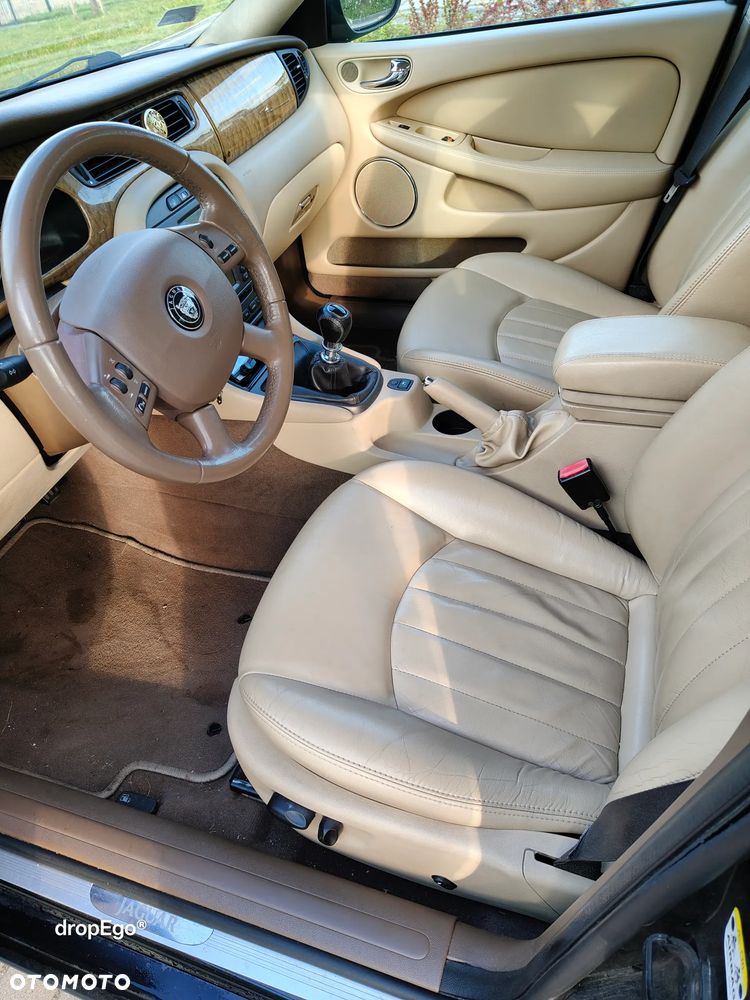 Jaguar X-Type 2.0 D Executive - 7