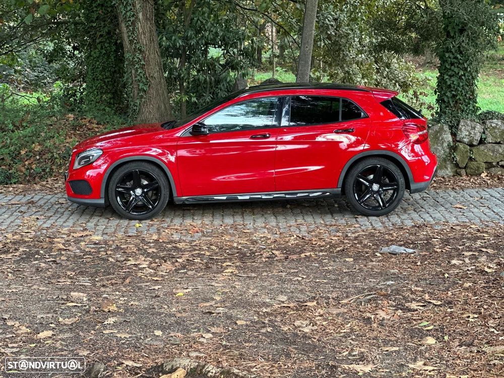 Mercedes-Benz GLA 200 (CDI) d 4Matic 7G-DCT AMG Line - 23