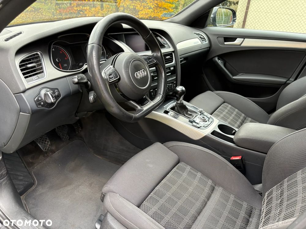 Audi A4 Avant 2.0 TDI Quattro - 14