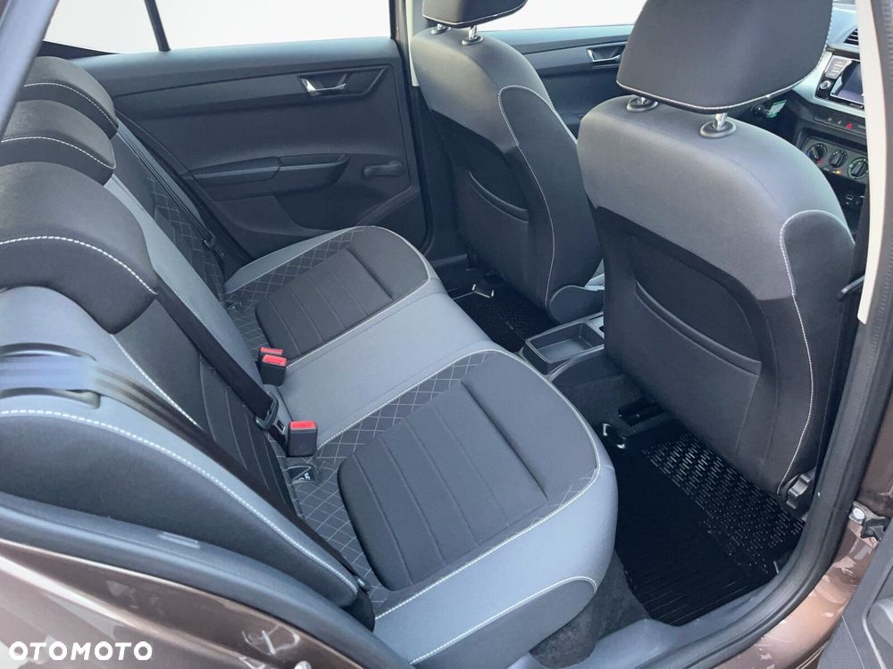 Skoda Fabia 1.0 TSI Ambition - 11