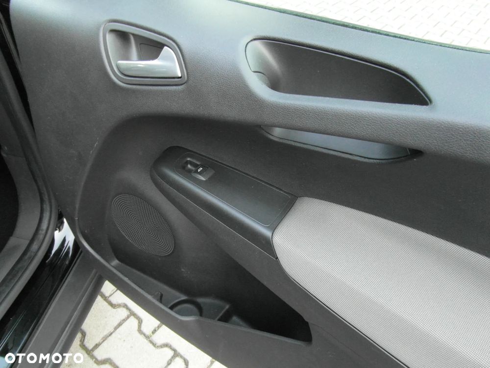 Ford Tourneo Courier 1.0 EcoBoost S&S Trend - 29
