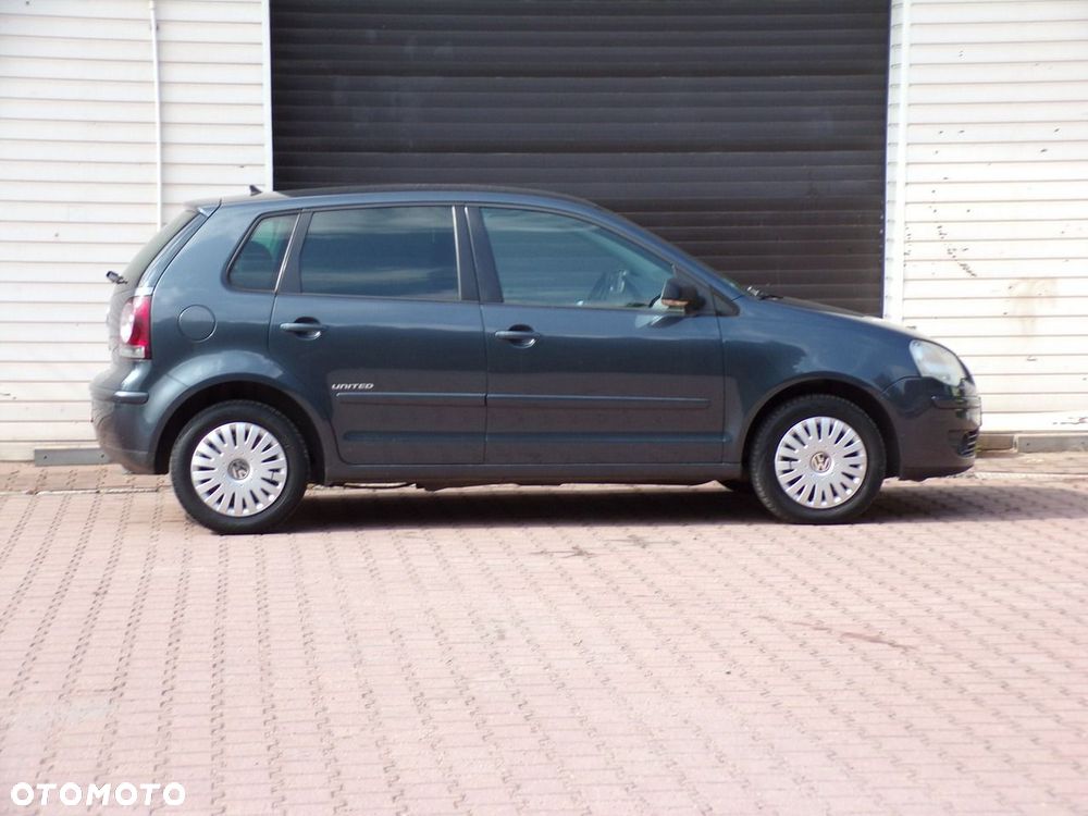 Volkswagen Polo - 4