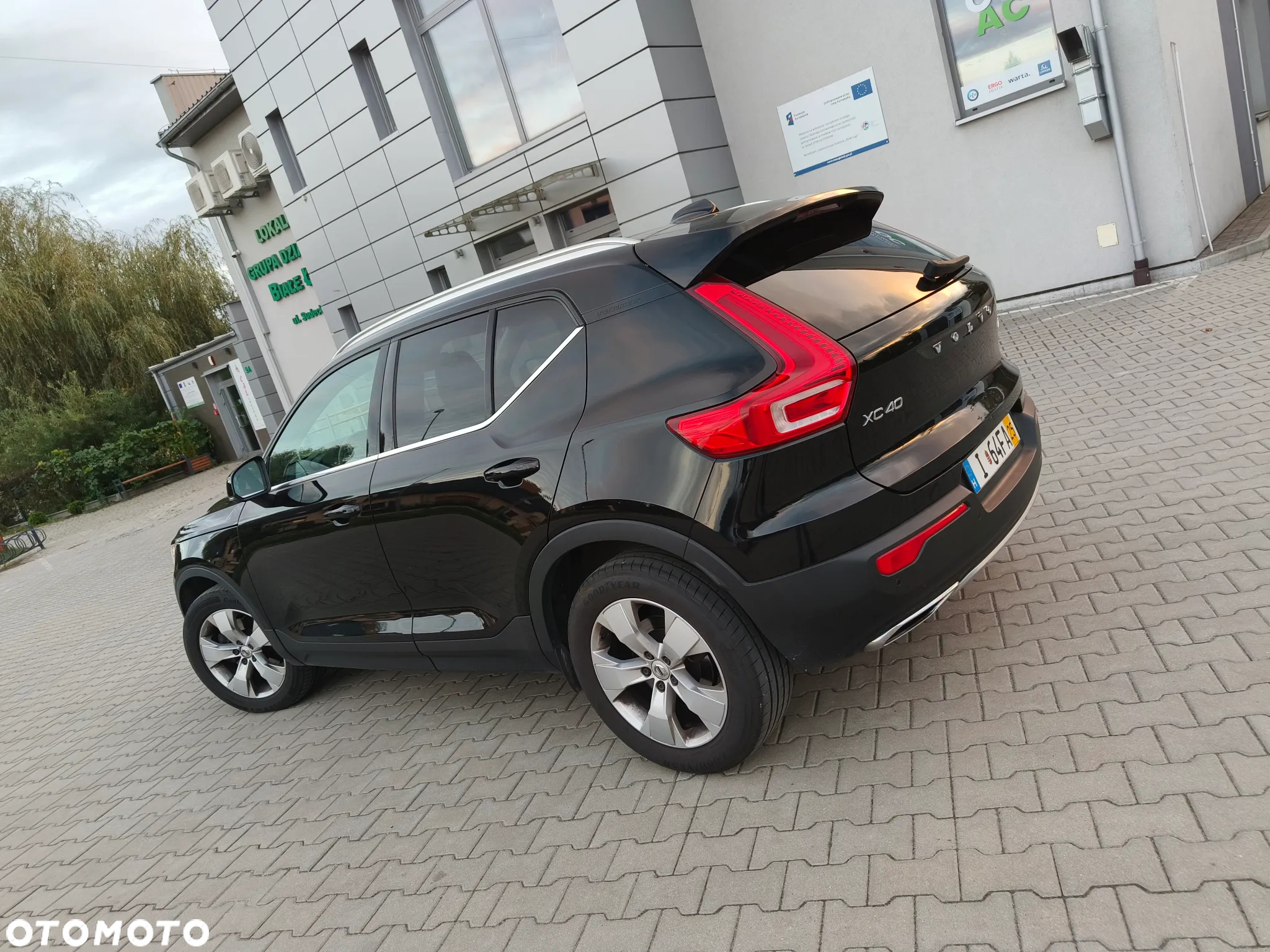 Volvo XC 40 D4 AWD Geartronic Inscription - 5
