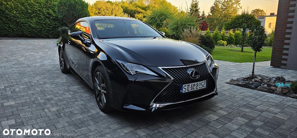 Lexus RC - 1