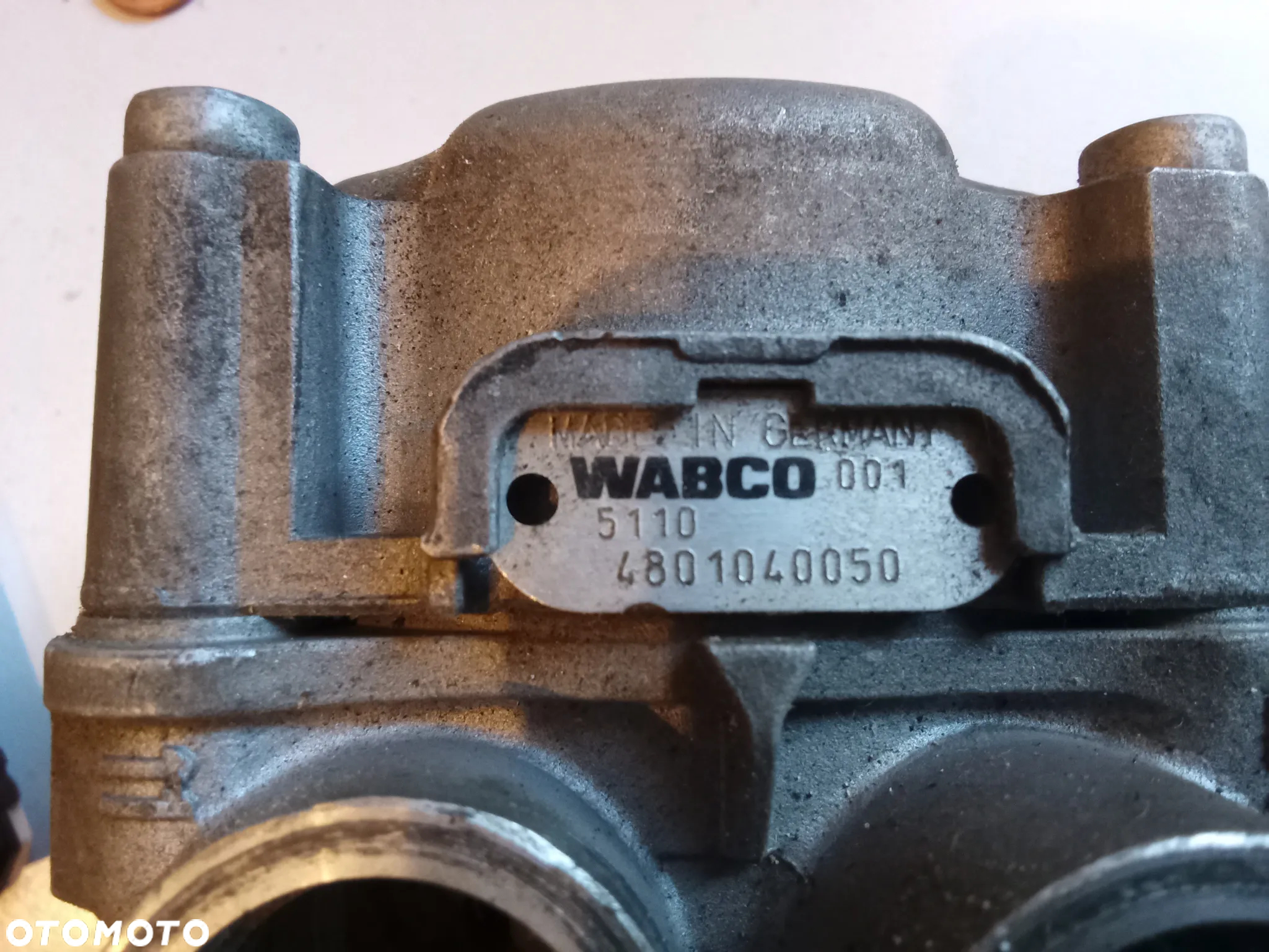 Iveco stralis zawór EBS modulator 4801040050 WABCO - 7