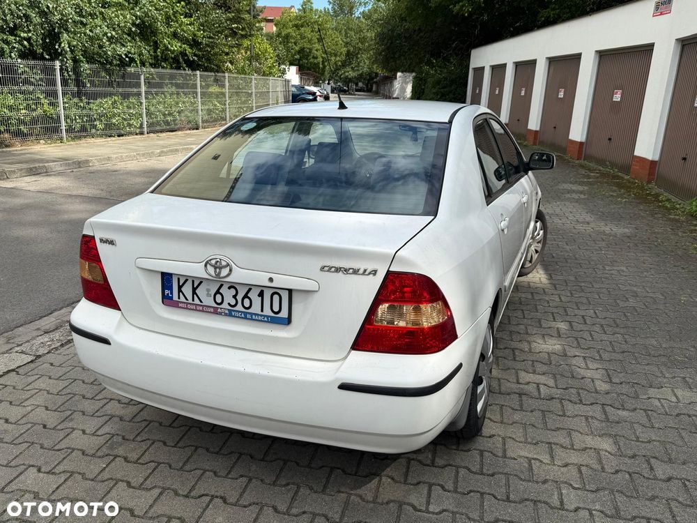 Toyota Corolla 1.6 VVT-i Sol - 5
