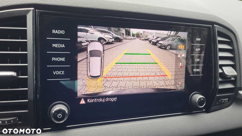 Skoda Karoq 1.5 TSI ACT Selection DSG - 38