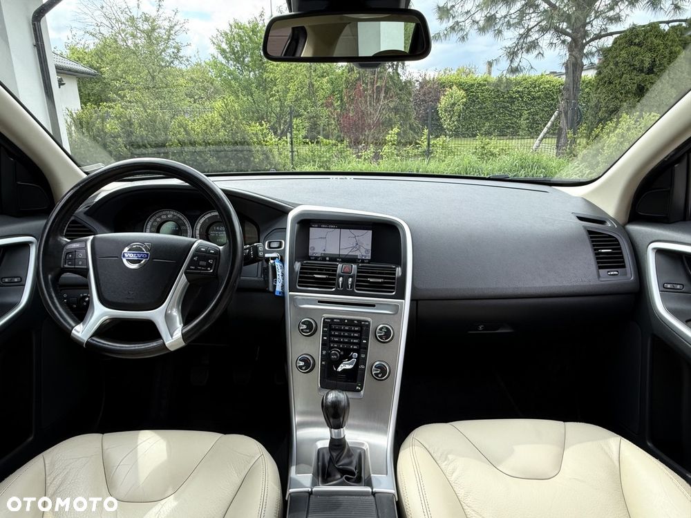 Volvo XC 60 DRIVe Momentum - 20
