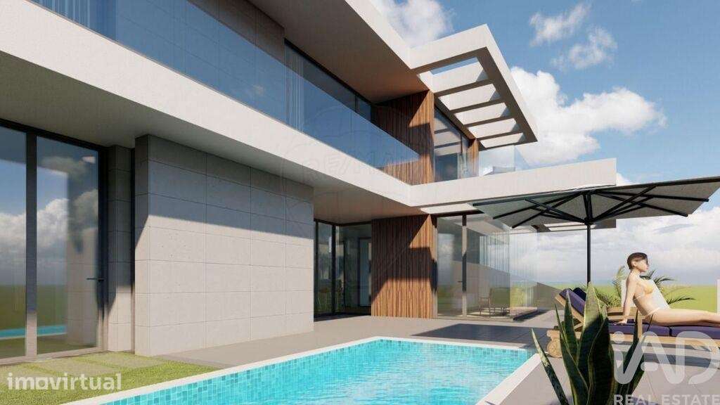 Casa / Villa T4 em Ribeira Brava de 202,00 m2 - Grande imagem: 4/17