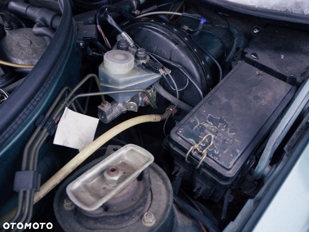 Mercedes-Benz W124 (1984-1993) - 28