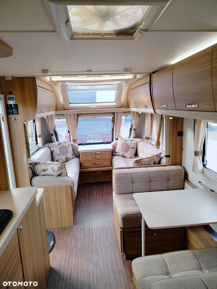 Elddis Crusader - 16
