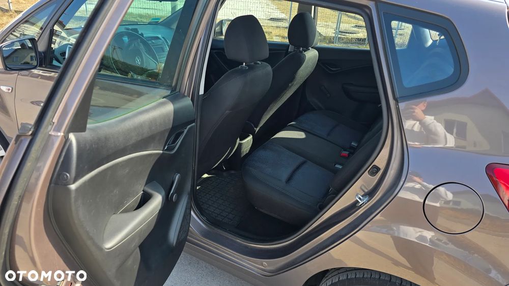Hyundai ix20 1.4 Classic - 8