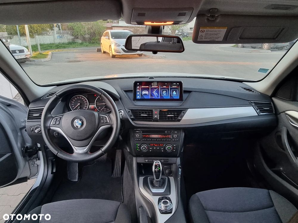 BMW X1 xDrive25d - 12