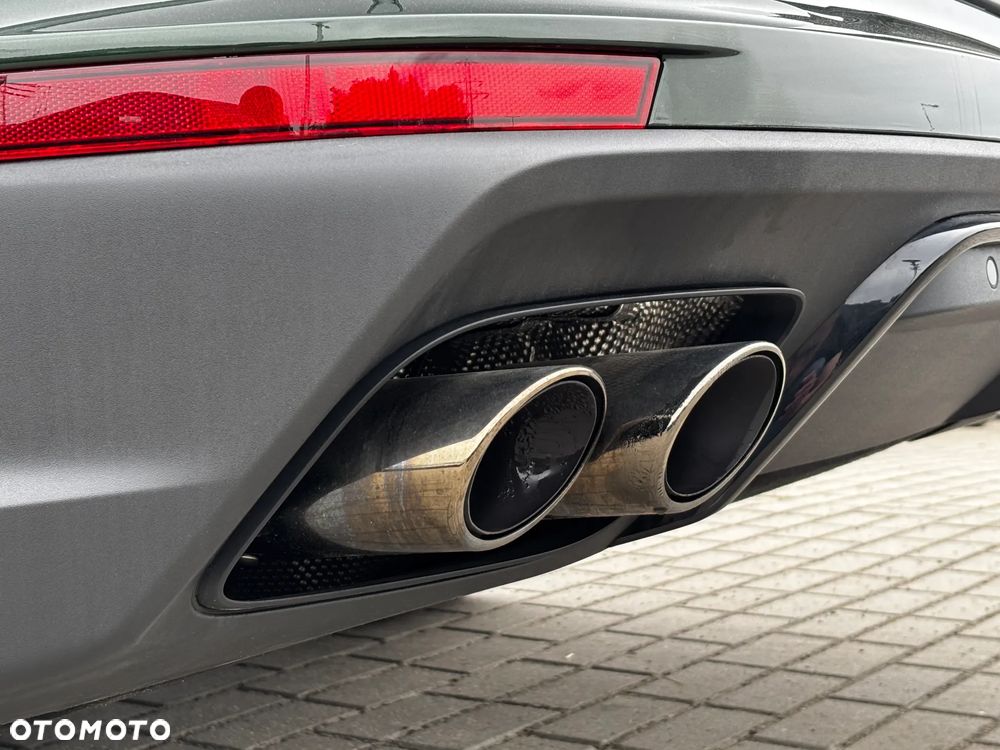 Porsche Panamera Turbo E-Hybrid PHEV - 18