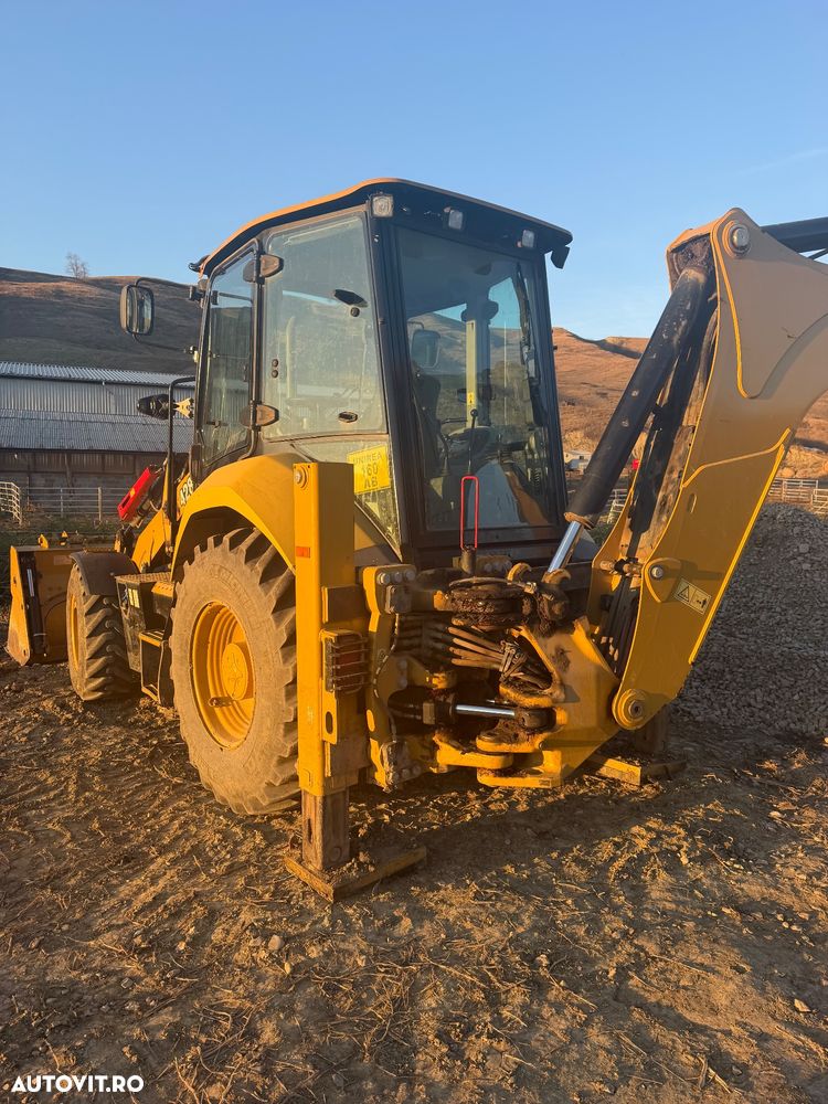 Caterpillar 428 - 3