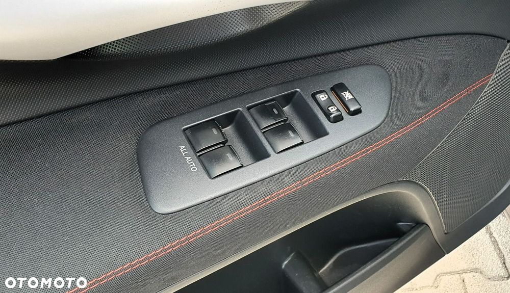 Toyota Auris - 16
