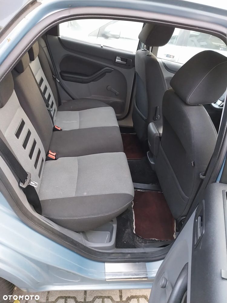 Ford Focus - 15