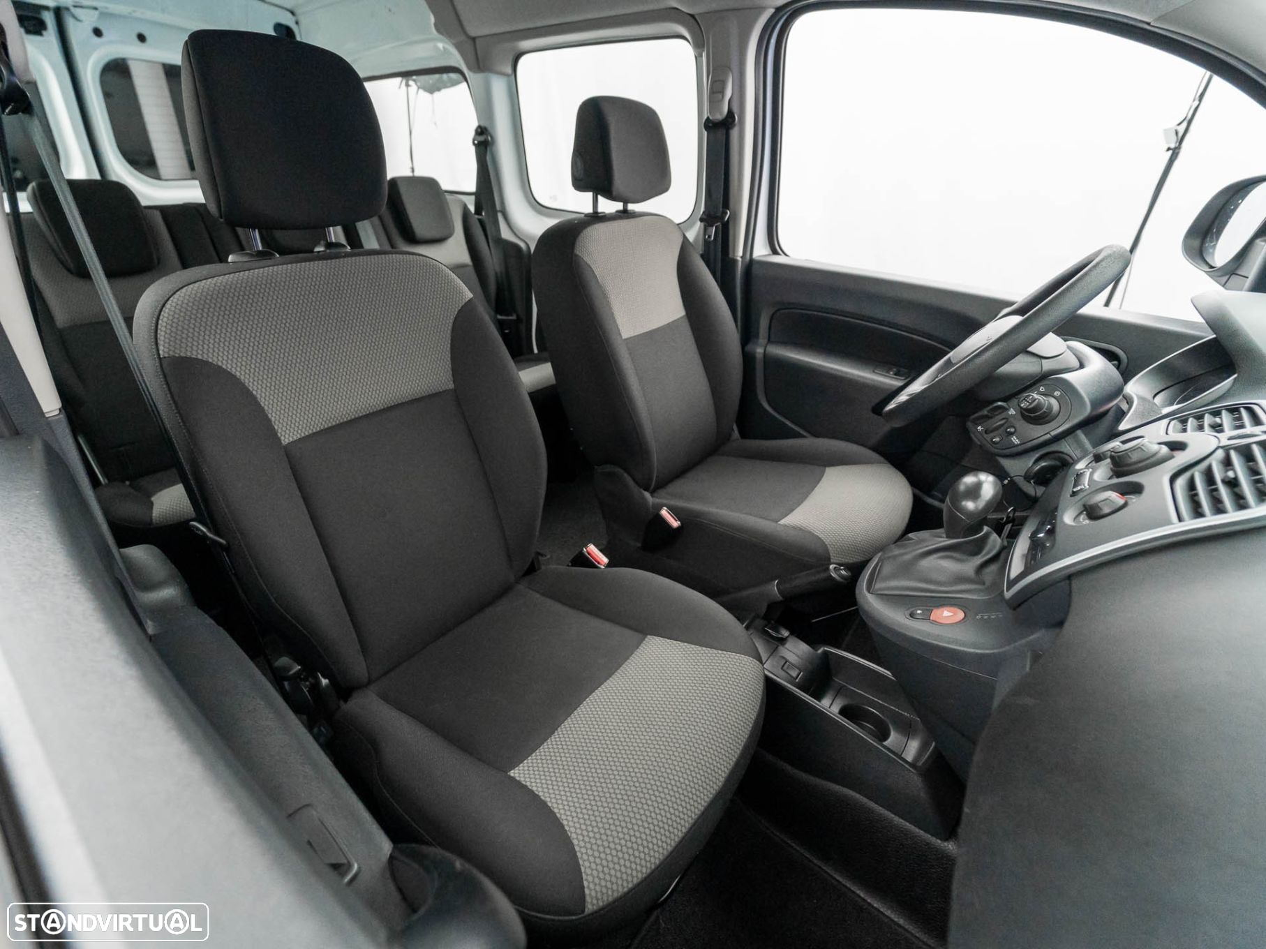 Renault Kangoo Z.E. 33 - 33
