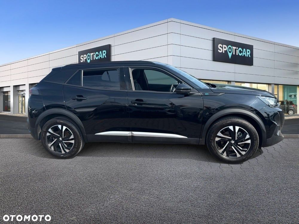 Peugeot 2008 50kWh Allure - 5