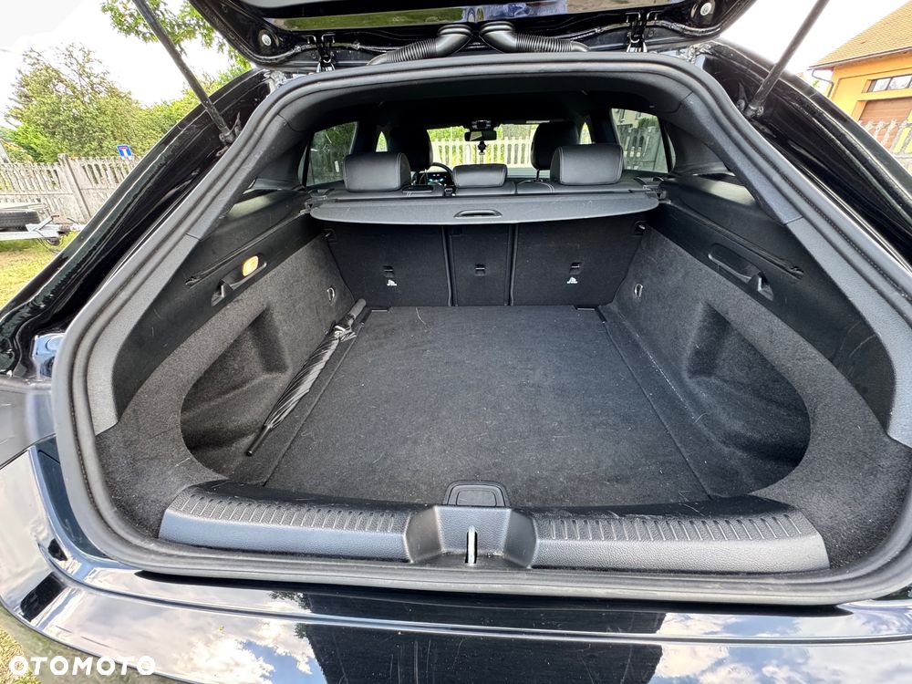 Mercedes-Benz CLA 200 d Progressive 8G-DCT - 5