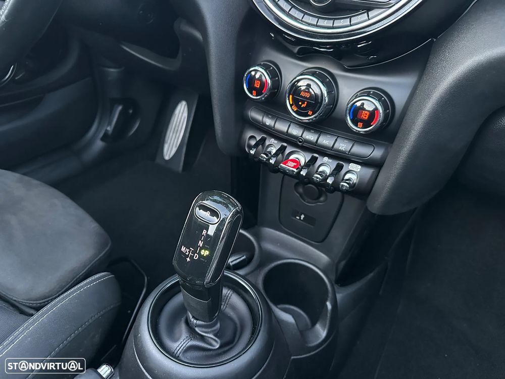 MINI Cabrio Cooper D Auto - 29