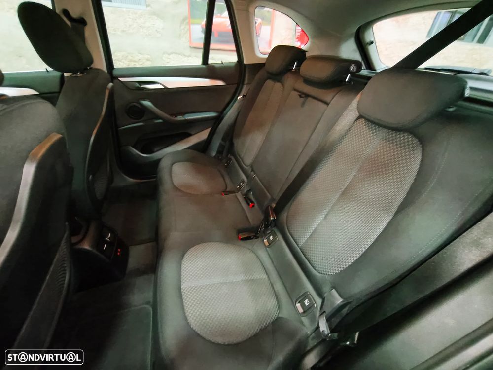 BMW X1 16 d sDrive Advantage - 9