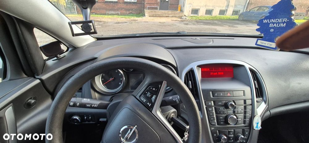 Opel Astra - 9