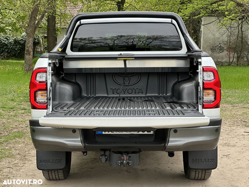 Toyota Hilux 2.8D 204CP 4x4 Double Cab AT MHEV Invincible Color Edition (3E5) - 7