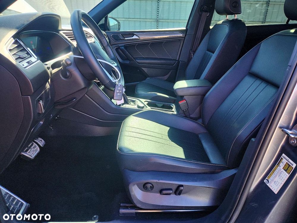 Volkswagen Tiguan - 8