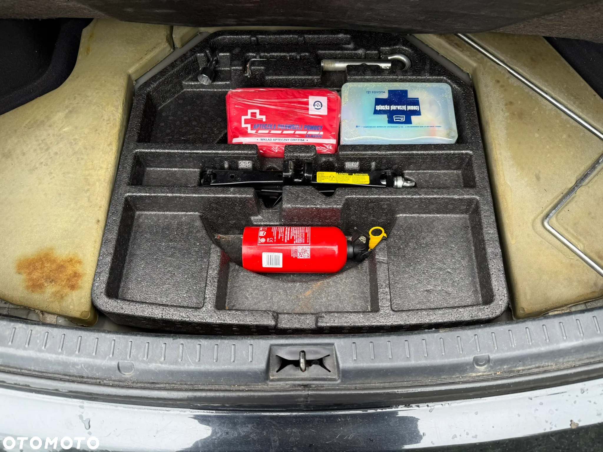 Toyota Avensis 2.0 Prestige NAVI MS - 22