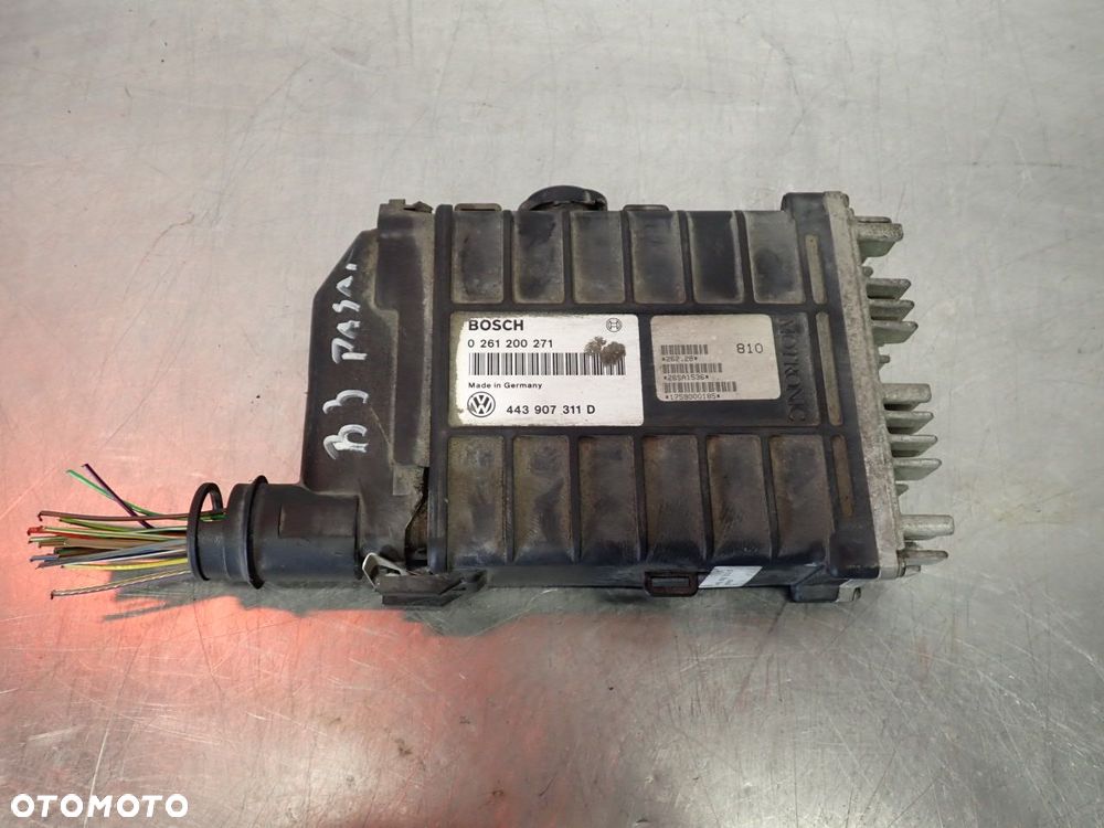 KOMPUTER SILNIKA VOLKSWAGEN PASSAT B3 - 1