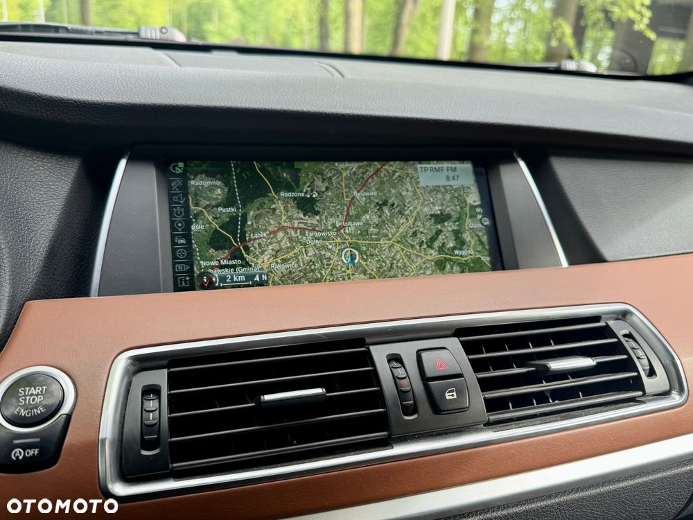 BMW 5GT - 15