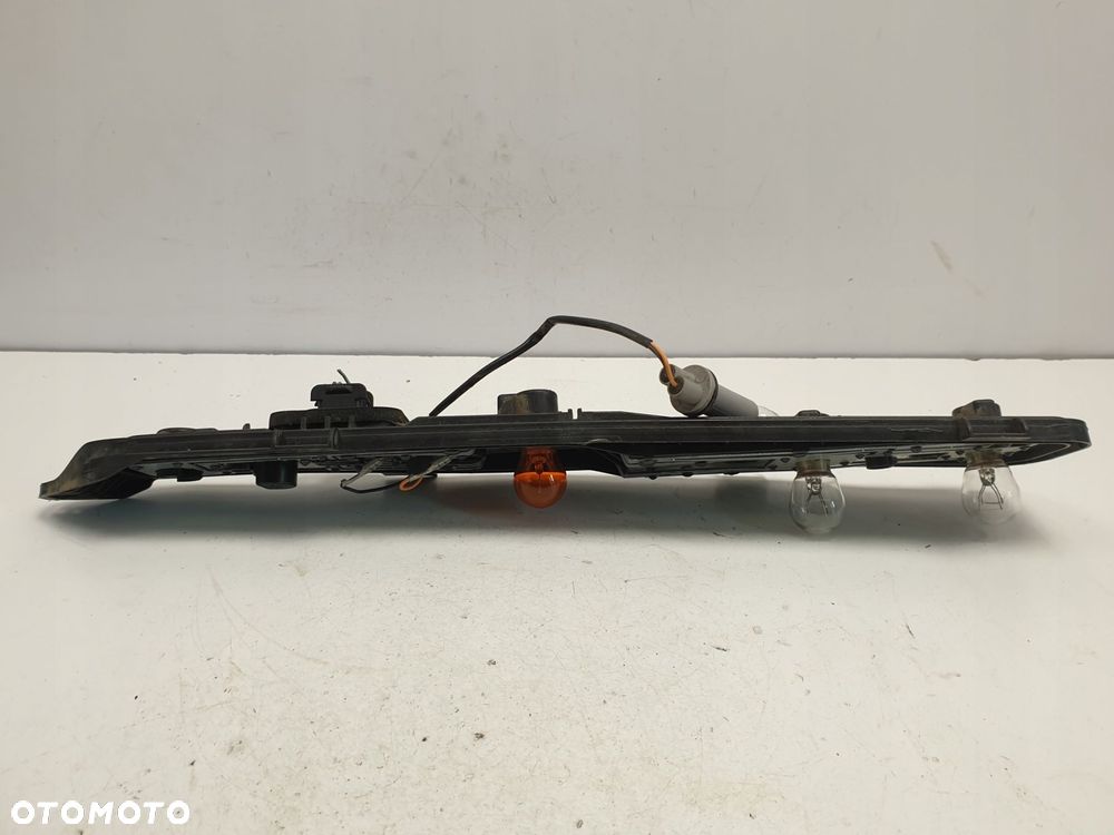 Fiat Doblo II lift WKŁAD TYLNEJ LAMPY lewy tył - 5