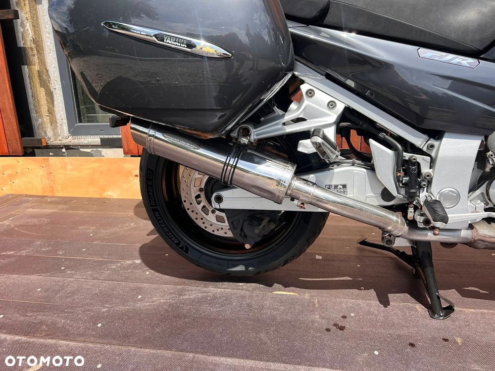 Yamaha FJR - 10