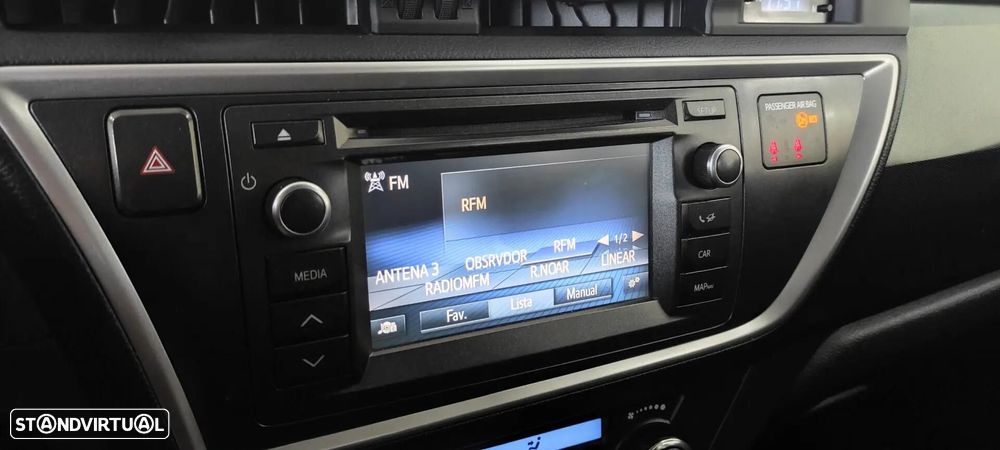 Toyota Auris Touring Sports 1.4 D-4D Comfort - 31