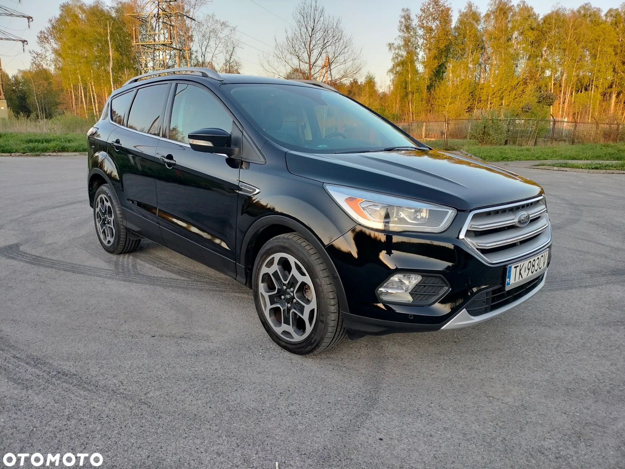 Ford Kuga - 1