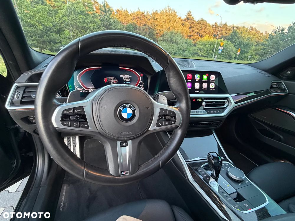 BMW Seria 3 330e M Sport - 3