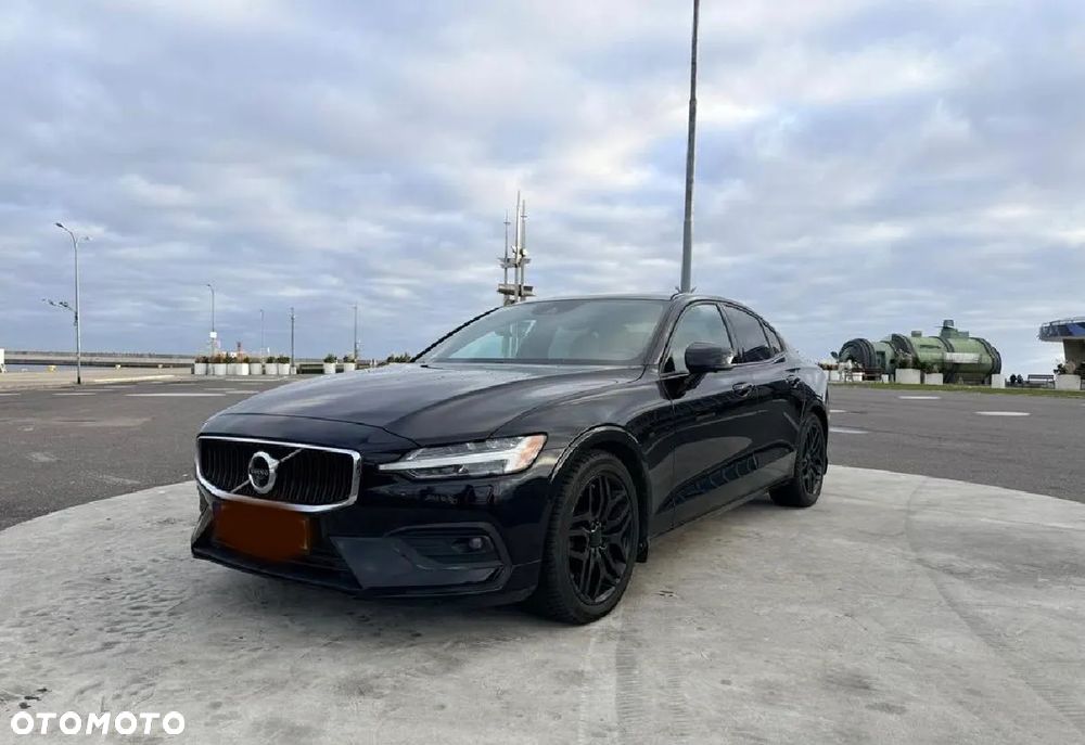 Volvo S60 T6 AWD Momentum Pro - 8