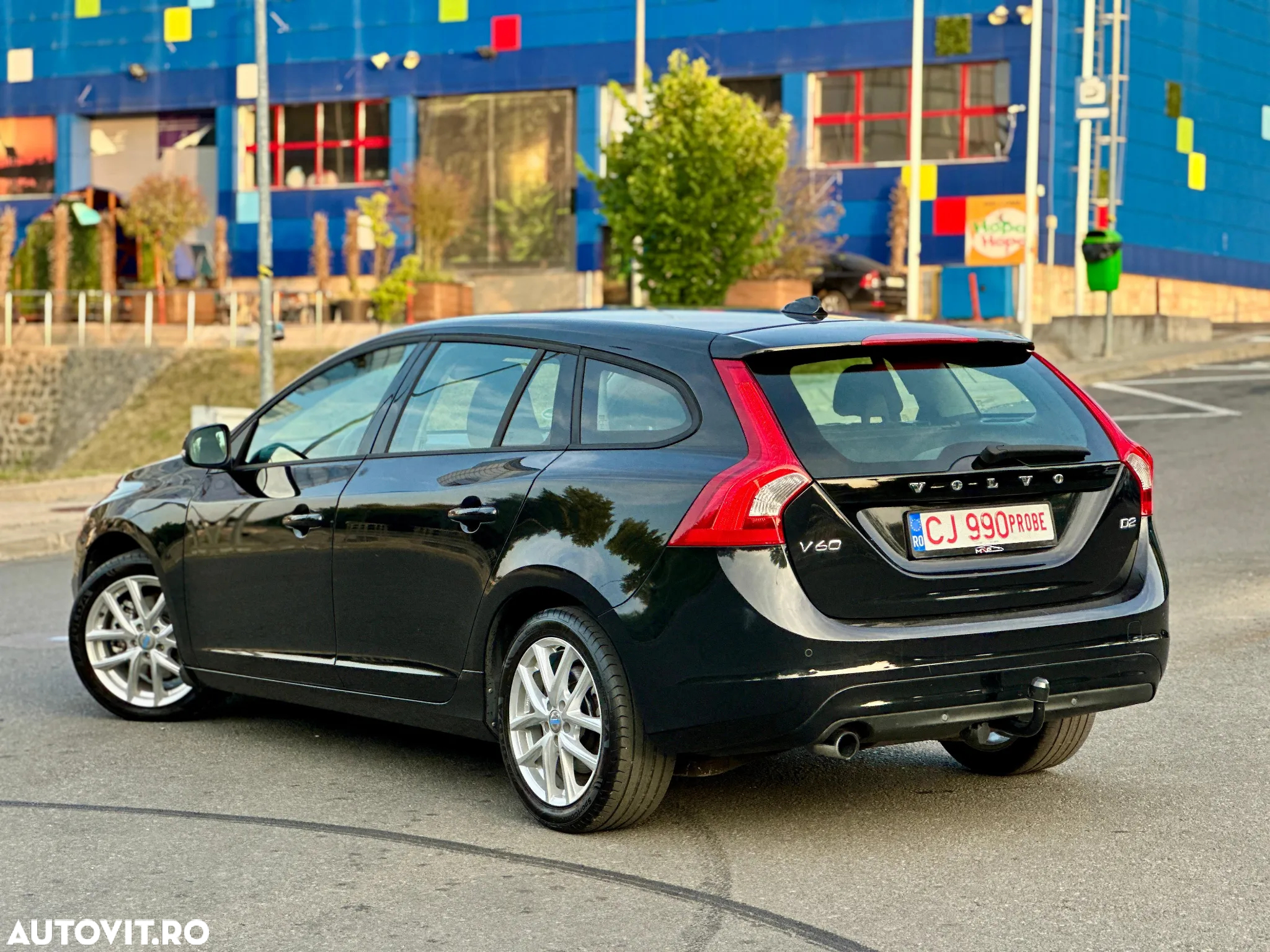 Volvo V60 D2 Geartronic Powershift Kinetic - 3